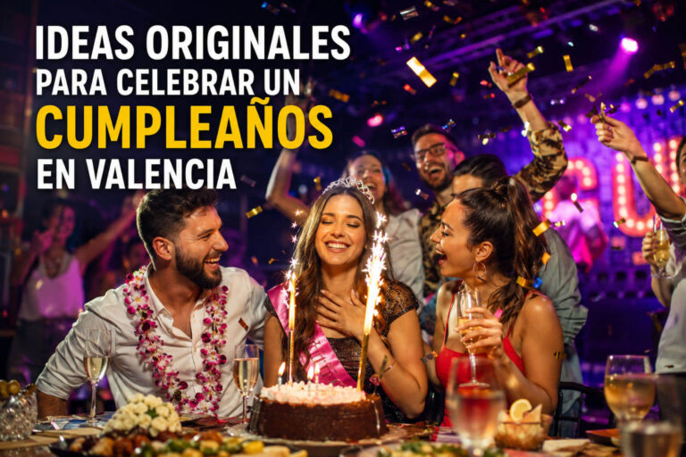 Grupo de amigos celebrando un cumpleaños con tarta, bengalas y ambiente de fiesta en Valencia
